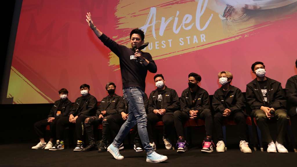 FOTO: Ariel Noah Bilang Esport Makin 'Seksi'