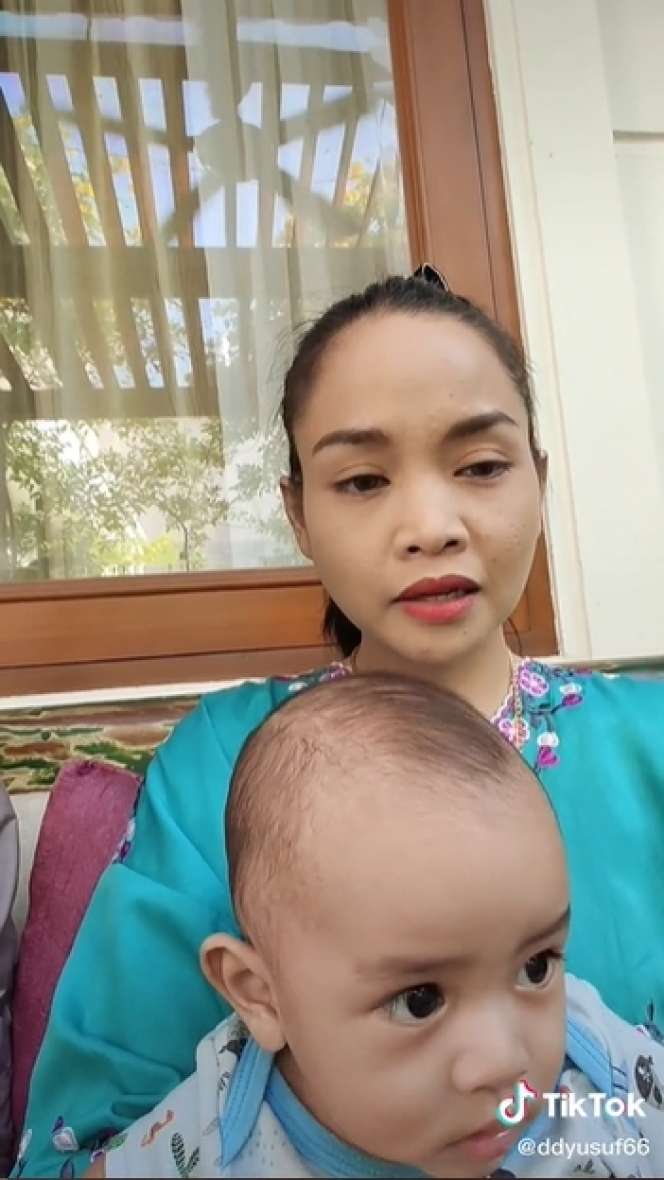 10 Potret Ibunda Jeje `Slebew`, Ternyata Kerabat Seleb Terkenal, Netizen: Udah Jadi Artis Baru Dicari!
