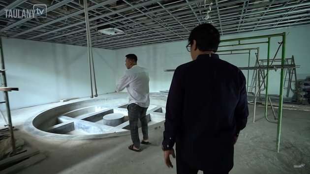 10 Potret Garasi di Rumah Baru Raffi Ahmad, Punya Lift Khusus Mobil, Bak Showroom Mewah!