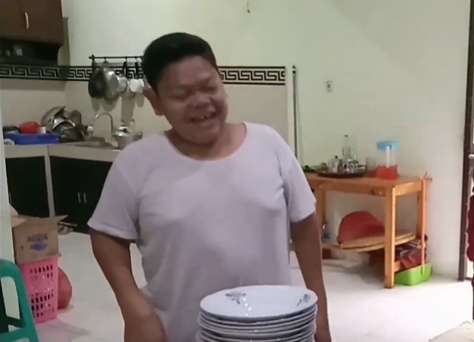 Ingat Ucil di Sinetron Tuyul & Mbak Yul? Nasibnya Berubah Drastis, Kondisi Rumahnya Disorot, Lihat 8 Potretnya