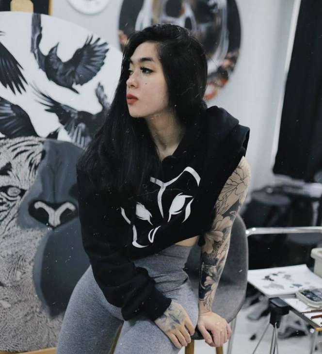 Ingat Prisa Rianzi yang Nyanyi `Kau Curi Lagi` Bareng J-Rock? Dulu Cantik Bak Bidadari, Kini Fisiknya Berubah Drastis, Lihat 8 Potretnya