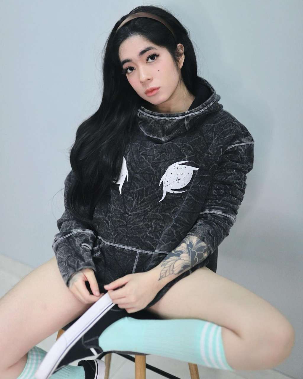Ingat Prisa Rianzi yang Nyanyi `Kau Curi Lagi` Bareng J-Rock? Dulu Cantik Bak Bidadari, Kini Fisiknya Berubah Drastis, Lihat 8 Potretnya