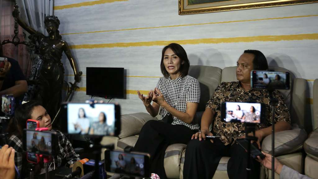 Isu Rezky Aditya Menang Gugatan, Wenny Ariani: Kabar Hoax