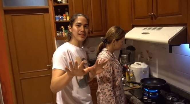 Adu Mewah 7 Dapur Milik Diva Indonesia, Punya Yuni Shara Bikin Melongo!