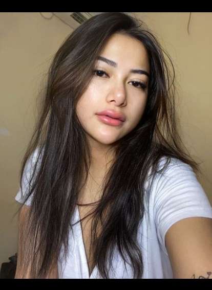 Potret Rezy Adisty Model Cantik yang Kerap Berbagi dengan Anak-anak Manusia Silver, Sisi Lain yang Tak Banyak Orang Tahu!