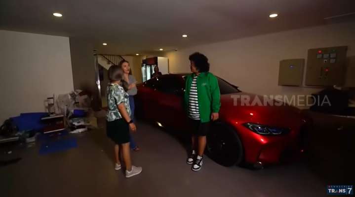 Potret Rumah Violenzia Jeanette, Bestie Vanessa Angel, Desainnya Super Mewah!