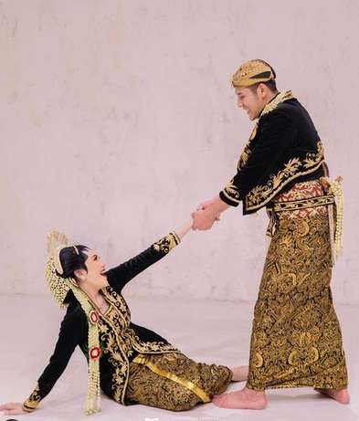 Transformasi Via Vallen dari Awal Jadi Pedangdut hingga Jelang Pernikahan