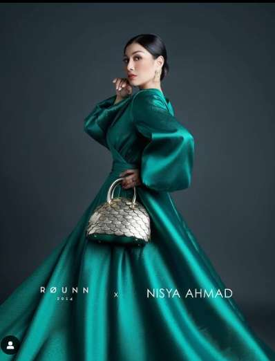 Sempat Dituding Numpang Hidup Pada Kakaknya, Ternyata Artis Ini Punya Kekayaan Melimpah, Suaminya Bukan Orang Sembarangan!