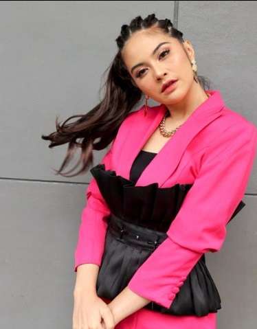 Jadi Korban KDRT Artis Cantik Ini Pilih Cerai, Kini Hidupnya Berubah Drastis usai Bertemu Pria Non-seleb!