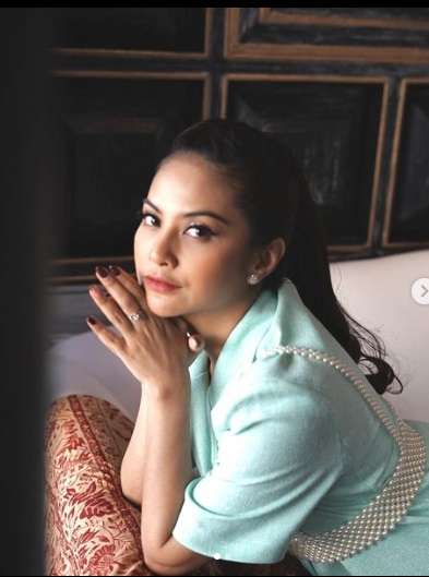 Jadi Korban KDRT Artis Cantik Ini Pilih Cerai, Kini Hidupnya Berubah Drastis usai Bertemu Pria Non-seleb!