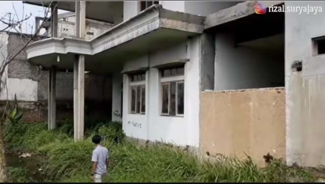 Potret Rumah Terbengkalai Disulap Jadi Mewah Bak Istana, Biayanya Capai Rp10 Miliar!