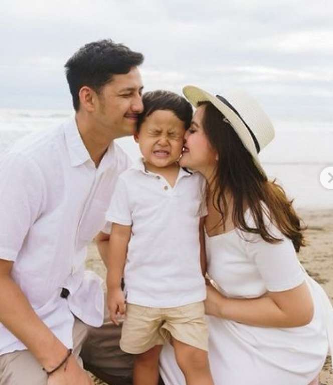 Beda dari Bocah Lain, Potret Anak Tasya Kamila Hobi Koleksi Kipas Angin