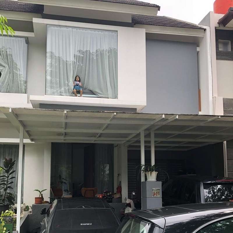 Masih Ingat Valentino, Komentator Bola `Jebreeet`? Sempat Berduka, Kini Viral Penampakan Rumahnya Mewah Bak Istana