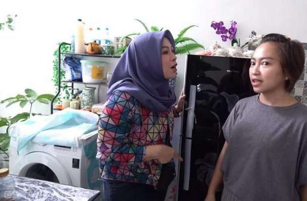 10 Potret Rumah Mpok Alpa Setelah Direnovasi, Habiskan Rp1 Miliar, Kini Mewahnya Bikin Takjub!
