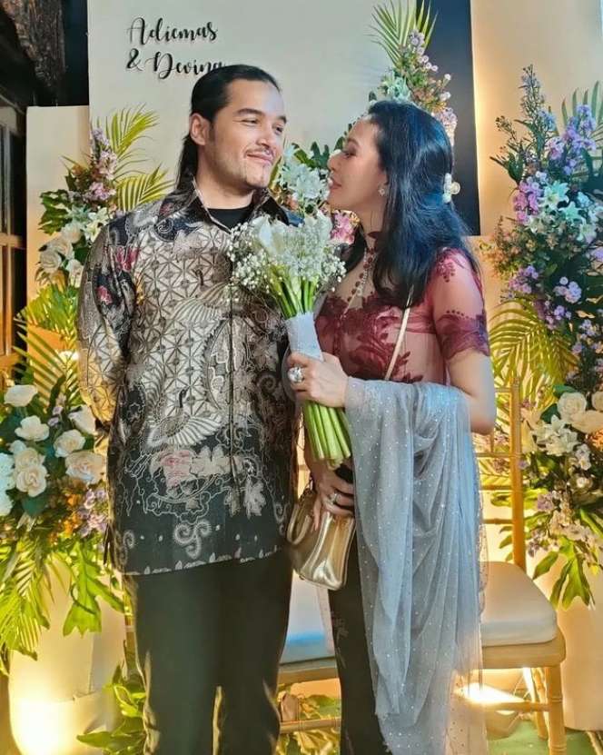Tak Banyak yang Tahu, Ini Potret Istri Romy Rafael, Ternyata Awet Muda Banget!