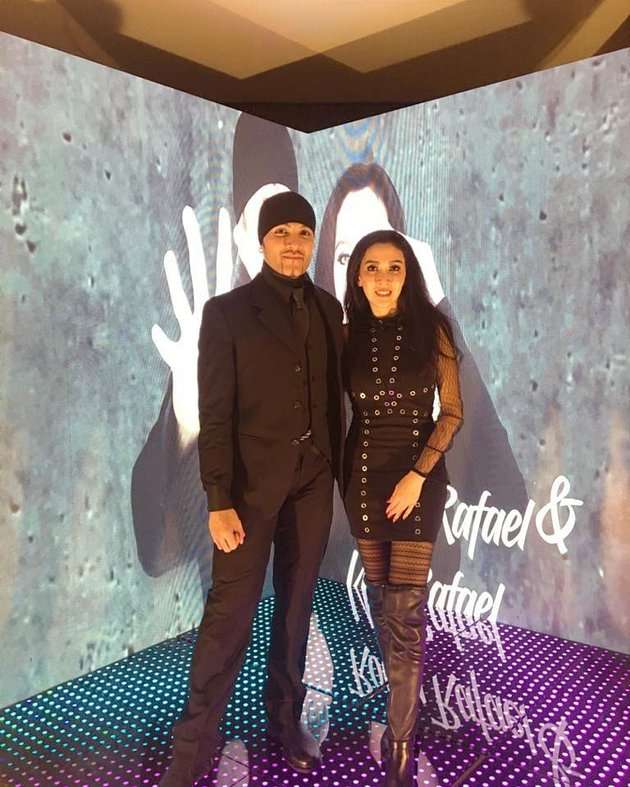 Tak Banyak yang Tahu, Ini Potret Istri Romy Rafael, Ternyata Awet Muda Banget!