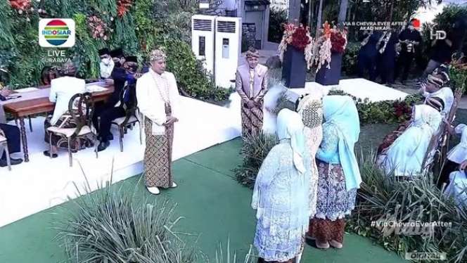 Sah! Akad Nikah Via Vallen & Chevra Yolandi, Erick Thohir dan Basuki Hadimuljono Jadi Saksi