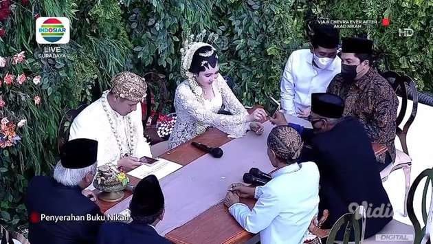 Sah! Akad Nikah Via Vallen & Chevra Yolandi, Erick Thohir dan Basuki Hadimuljono Jadi Saksi
