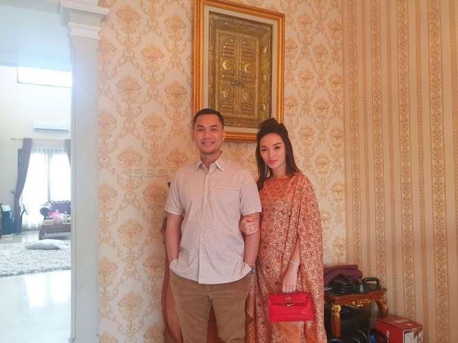 Potret Kemesraan Zaskia Gotik dengan Sirajuddin Mahmud di Tengah Isu Suami Digugat Model