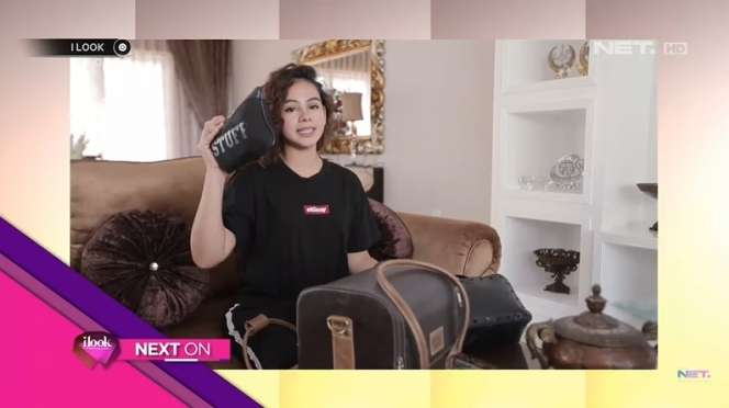 10 Potret Rumah Mewah Sahila Hisyam `Si Ratu FTV` yang Jarang Tersorot, Ternyata Tajir Abis! 