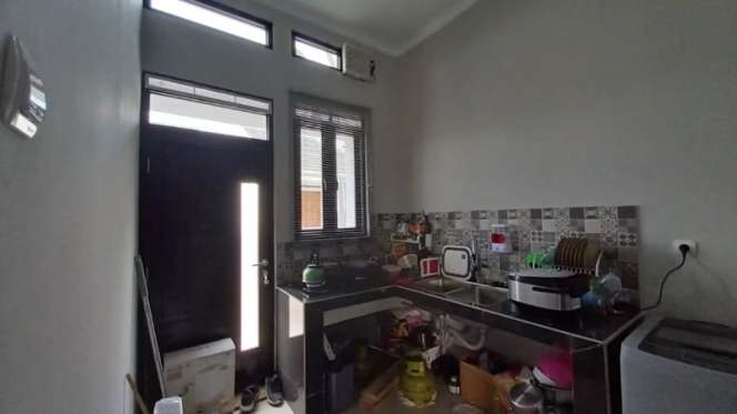 10 Adu Mewah Rumah Bos Saep VS Ubed `Copet Preman Pensiun`, Bak Langit & Bumi, Satunya Miris!