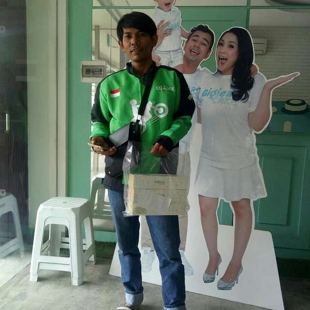 Pernah Viral Pada Masanya, Bisnis Kue Sederet Artis Ini Berujung Tutup