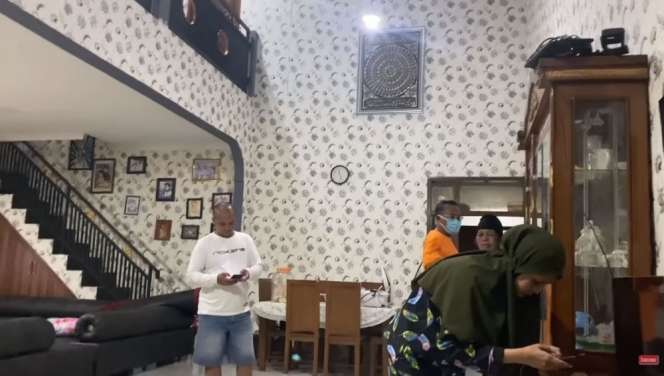 Tak Kalah Mewah, Potret Rumah Orangtua Sule di Kampung Halaman, Ternyata Luas Banget!