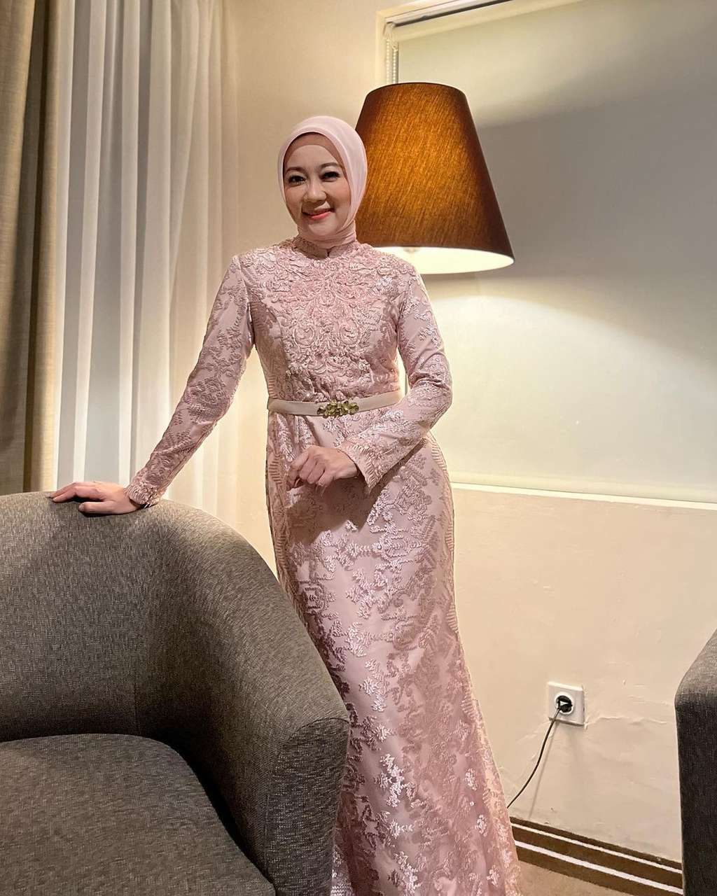 10 Adu Gaya Atalia Praratya VS Yane Ardian, Istri Kepala Daerah Cantik & Hits, Siapa yang Jadi Idola?