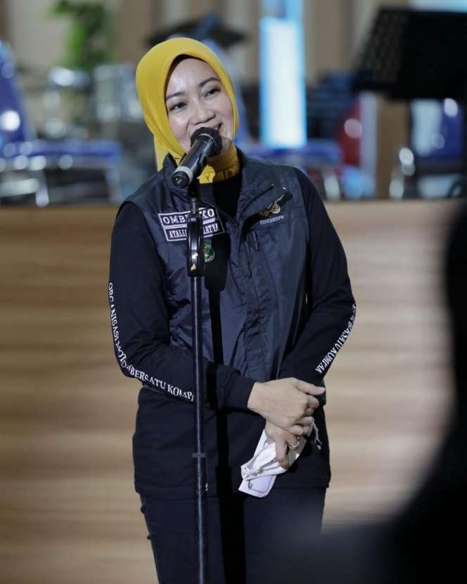 10 Adu Gaya Atalia Praratya VS Yane Ardian, Istri Kepala Daerah Cantik & Hits, Siapa yang Jadi Idola?