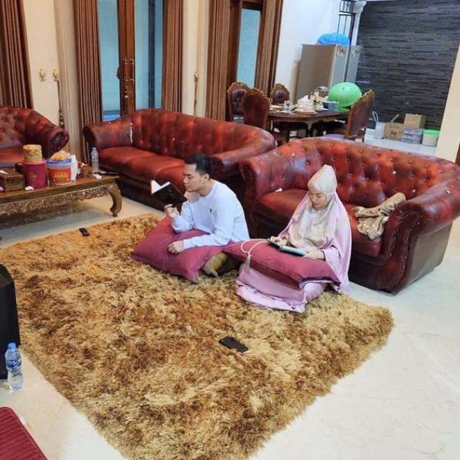 Potret Rumah Zaskia Gotik, Dulu Tidur Beralaskan Tikar Kini Punya Hunian Bak Istana!