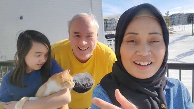 7 Potret Nikmatul Rosidah, TKW Hongkong yang Sukses Jadi YouTuber Terkenal Se-Asia, Sekelas Atta Halilintar?