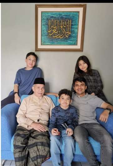 Kayak Seumuran, Ini Potret Sahrul Gunawan Bareng Sang Anak Raihana Zemma, Banyak yang Salah Sangka, Dikira Calon Istri!