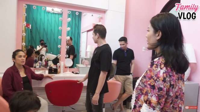 7 Potret Salon Pribadi di Rumah Artis, Milik Sisca Kohl Bak Klinik Kecantikan, Mewah Abis!