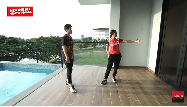 10 Potret Rumah Mewah Liliyana Natsir ` Pebulutangkis Legendaris`, Buka Pintu Langsung Pemandangan Danau yang Indah!