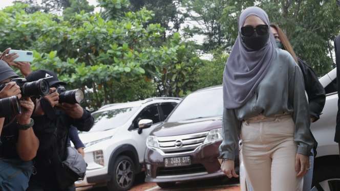 FOTO: Nathalie Holscher Mantap Bercerai dari Sule, Semoga Selesai dengan Baik