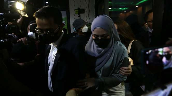 FOTO: Nathalie Holscher Mantap Bercerai dari Sule, Semoga Selesai dengan Baik