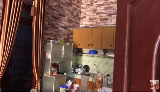 10 Potret Rumah TKW Asal Blitar di Kampung, Dulu Dihina Kini Bangun Istana Megah, Ada Kandang Super Besar!