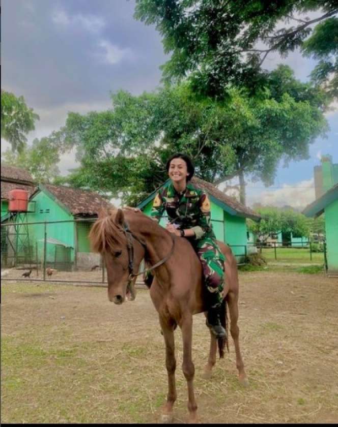 Masih Ingat Nilam Sukma? Dulu Pembawa Baki Bendera di Istana Kini Nasibnya Berubah Drastis!