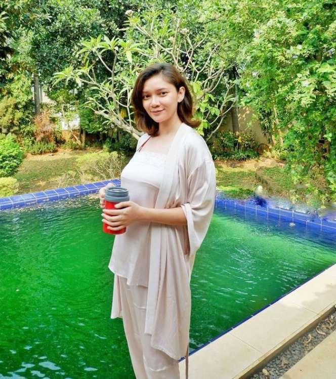 Potret Brigjen Hendra Kurniawan, Ternyata Istrinya Pernah Viral Usai Foto Mesra Bareng Ariel Noah!