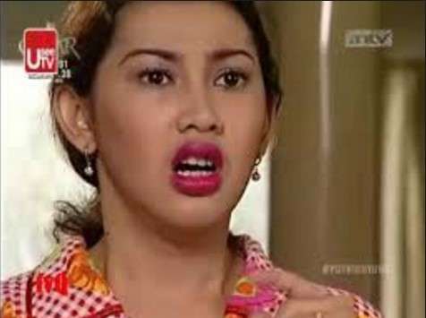 Ingat Inem 'Pembantu Seksi' di Sinetron Putri Duyung? Nasibnya Berubah Drastis, Diam-Diam Jadi Nyonya Besar Keluarga Cendana!