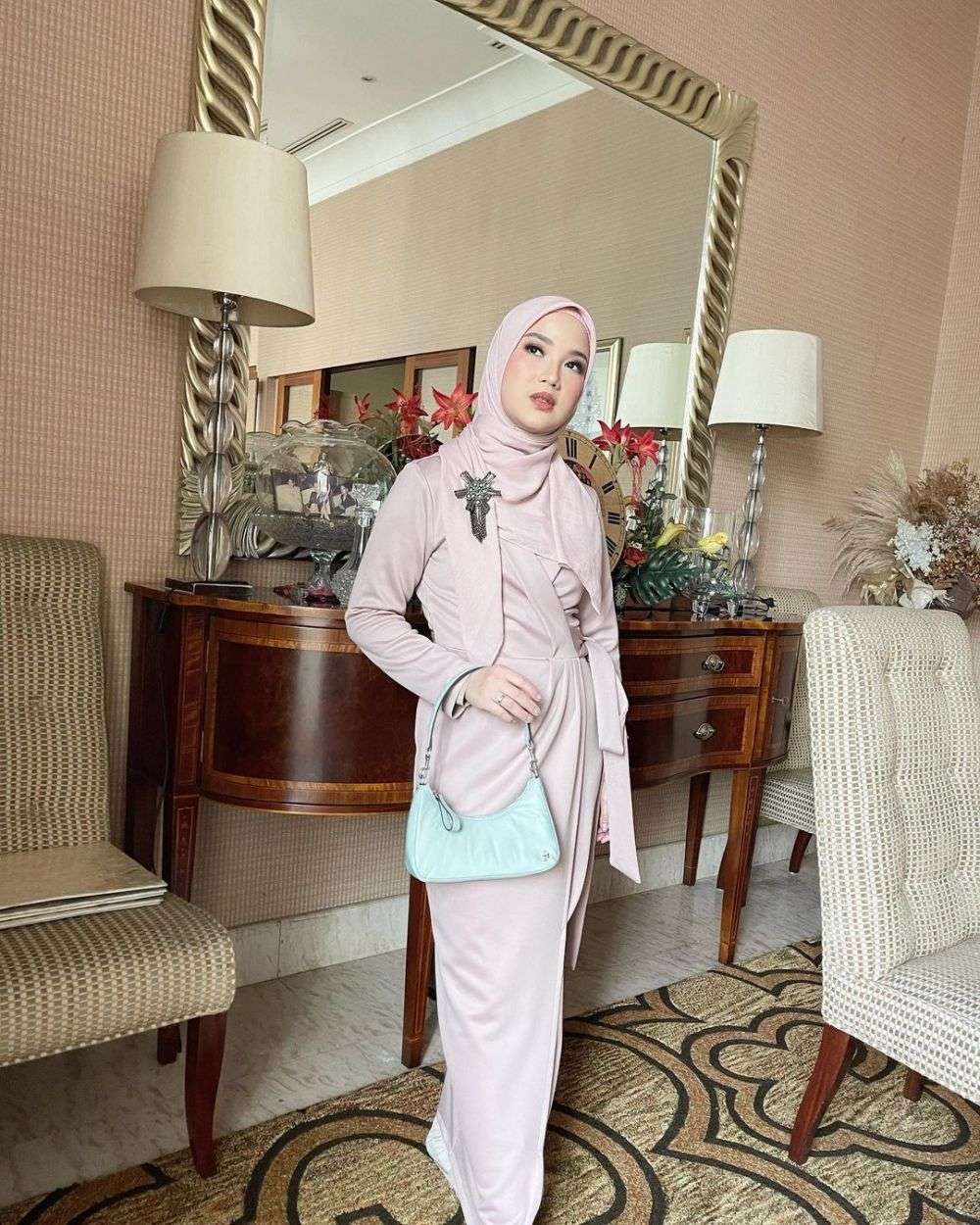 Potret 8 Istri Pejabat Hadiri Kondangan, Arumi Bachsin Bikin Pangling!