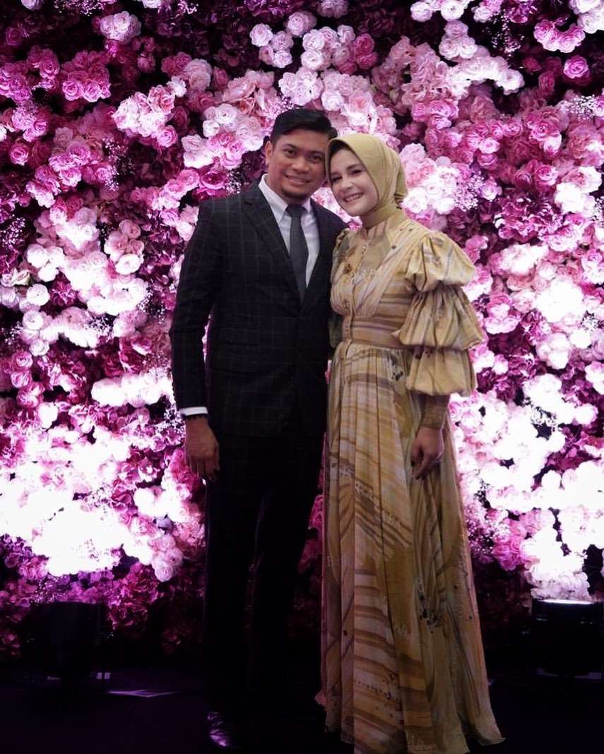Potret 8 Istri Pejabat Hadiri Kondangan, Arumi Bachsin Bikin Pangling!
