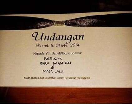 10 Potret Undangan Pernikahan Ini Bikin Gagal Paham, Harus Mikir Dua Kali!