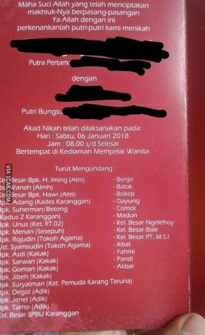 10 Potret Undangan Pernikahan Ini Bikin Gagal Paham, Harus Mikir Dua Kali!