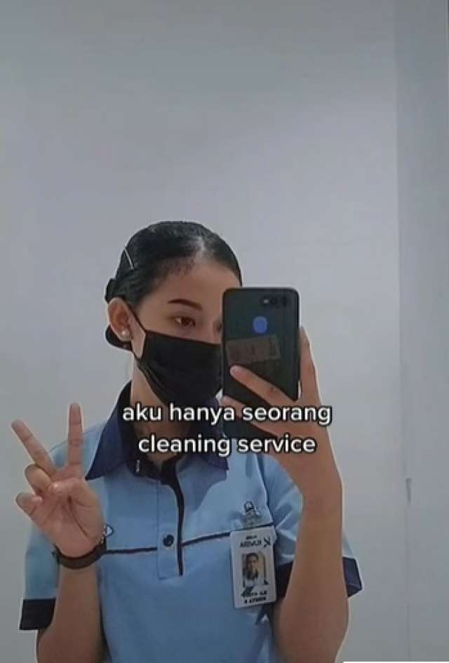 8 Potret Cleaning Service Viral yang Cantiknya Bak Bidadari, Disebut Pantas Jadi Model!