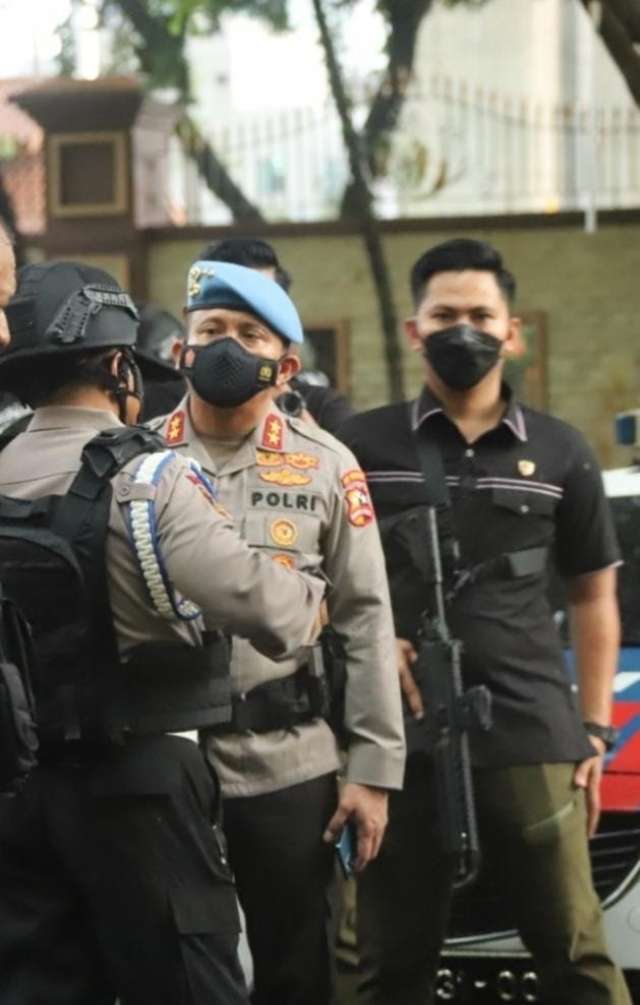 Terungkap! 7 Potret Kedekatan Brigadir J dan Irjen Ferdy Sambo, Terkuak Misteri Tewasnya Sang Ajudan