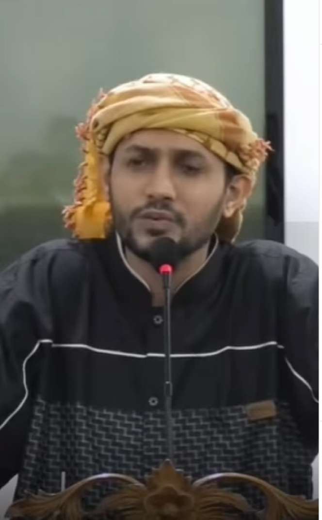 9 Potret Ustaz Kasif Heer yang Diisukan Dekat dengan Nathalie Holscher, Sama Tajirnya dengan Sule!