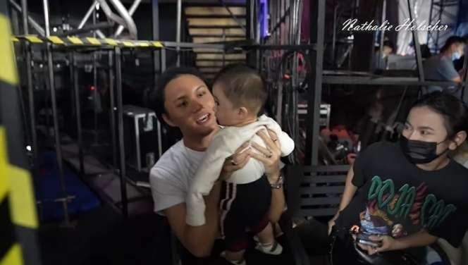 Momen Haru Rizky Febian Akhirnya Bertemu Adzam, Matanya Berkaca-kaca