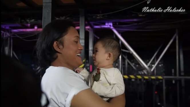 Momen Haru Rizky Febian Akhirnya Bertemu Adzam, Matanya Berkaca-kaca