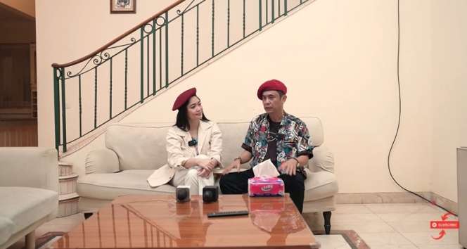 10 Potret `Keraton` Lord Rangga Sunda Empire yang Super Mewah, Ada Foto Sang Raja Besar Banget!